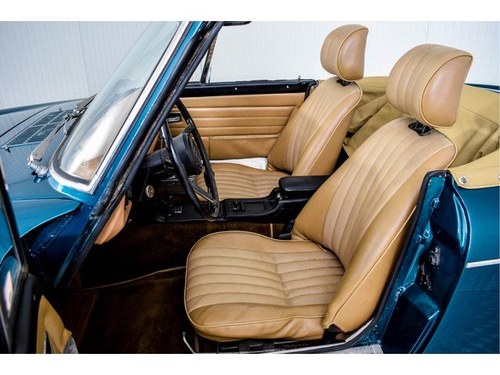 1974 Datsun Fairlady - 6