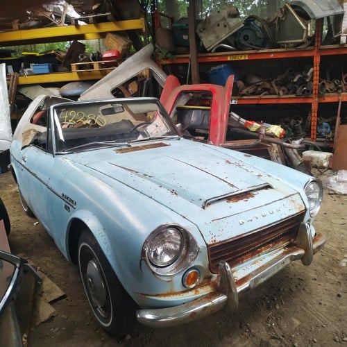 1965 Datsun Fairlady complete for easy restoration SOLD