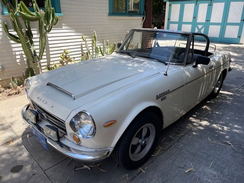 1969 Datsun 2000 Roadster + Hard~Top  5 Speed  Driver $13.9k For Sale
