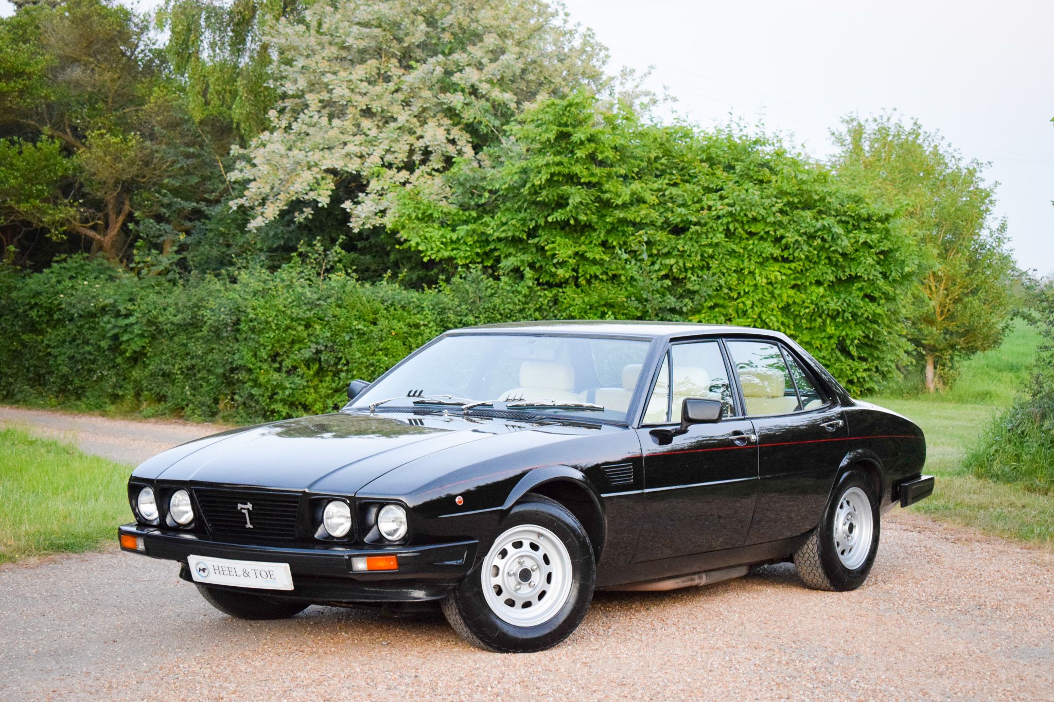 1983 De Tomaso Deauville