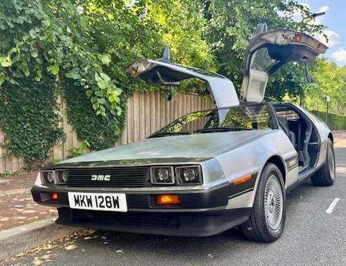 1981 DeLorean DMC 12