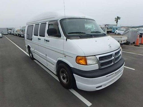 FRESH IMPORT LATE 2003 DOGE RAM DAY VAN AUTOMATIC For Sale