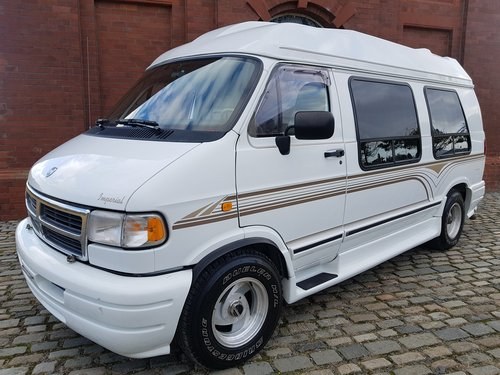1997 DODGE RAM 5.2 AUTOMATIC * ONLY 14000 MILES * DAY VAN CAMPER  VENDUTO