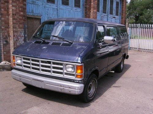 1993 American Dodge Ram window van In vendita
