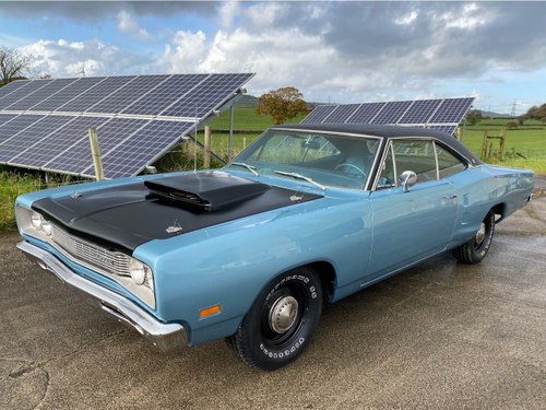 1969 Dodge Coronet 440 with 6-pack carburettors SOLD