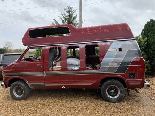 1989 Dodge B250 Camper part restored. A vendre