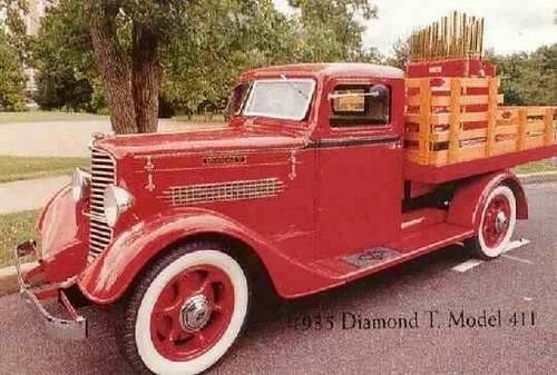 1936 Diamond T Stake Truck In vendita