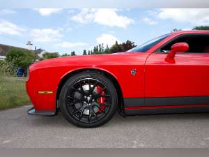 2016 hellcat show car For Sale (picture 2 of 12)