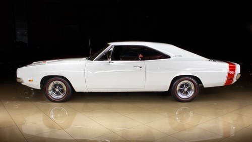 1969 Dodge Charger R/T Coupe - Manual Ivory(~)Red driver Kaufen Bei