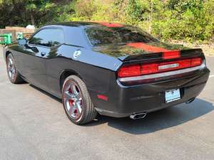 Lot 308- 2013 Dodge Challenger For Sale by Auction (picture 3 of 5)
