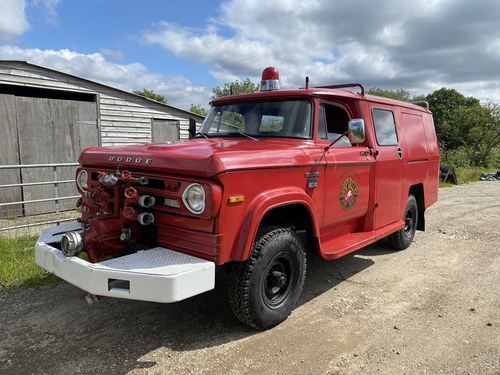 1972 Dodge Power Wagon 4x4 - Fire Truck - Expedition Camper VERKAUFT