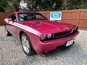 2010 Dodge Challenger HEMI R/T For Sale (picture 1 of 12)