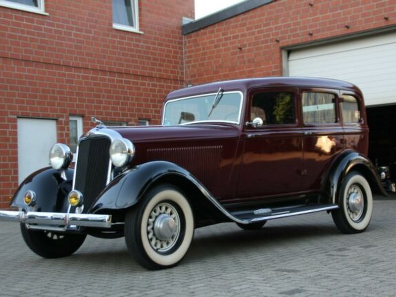 Dodge DP Fourdoor Sedan, 1933, Sold