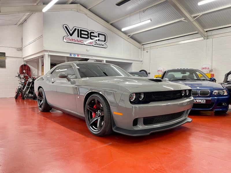 Dodge Challenger SRT Hellcat // 15k Miles //SIMILAR REQUIRED