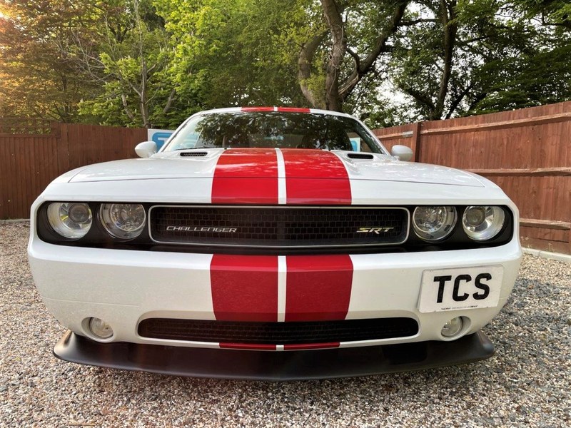Dodge Challenger SRT8 392 (6.4L) Automatic 470bhp