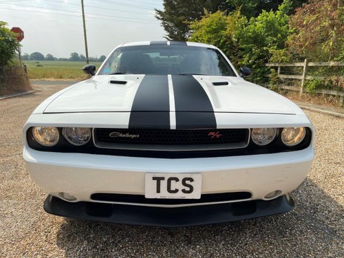 2014 Challenger SXT 3.6 V6 24V Pentastar 305hp Automatic VERKAUFT