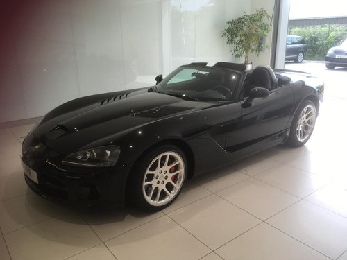2005 Dodge Viper