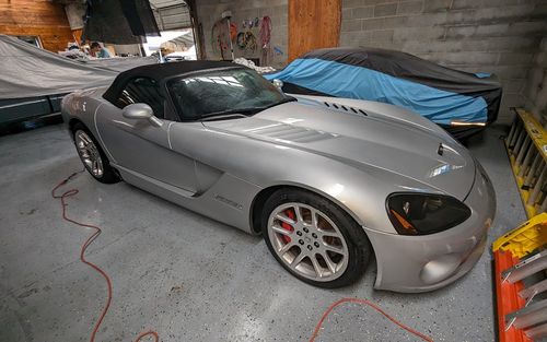 2004 Dodge Viper GT (picture 1 of 21)
