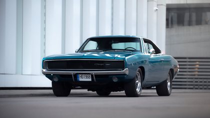 Dodge Charger / fully restored