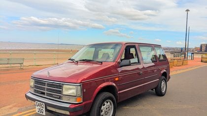 1990 Dodge Caravan