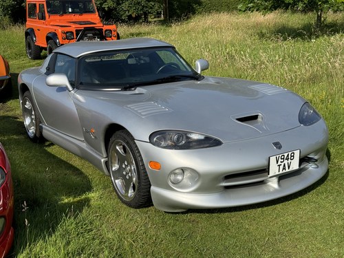 1999 Dodge Viper RT10