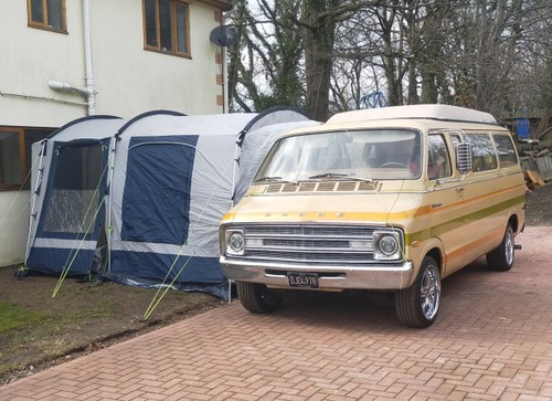 1977 Dodge sportsman royal edition