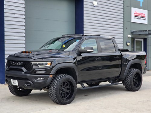 2022 DODGE RAM TRX 6.2 V8 HEMI SUPERCHARGED 702 PICK UP Kaufen Bei