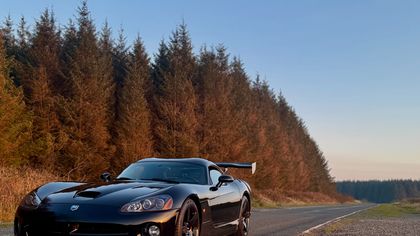Dodge Viper SRT10