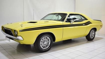 Dodge Challenger SRT8 Super Bee