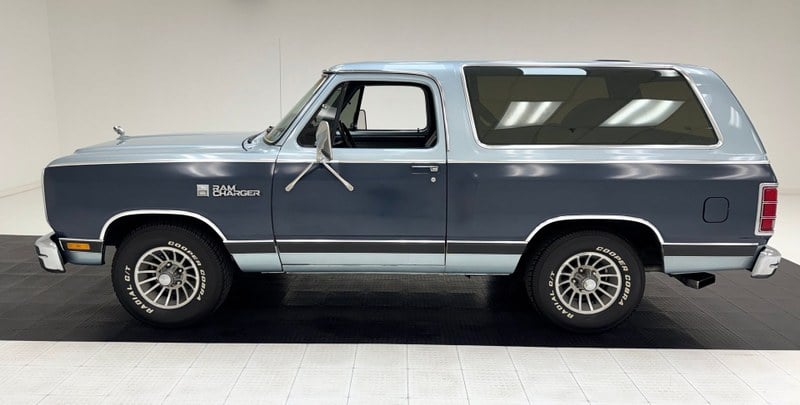 1987 Dodge Ramcharger - 2 1987 Dodge Ramcharger - 2
