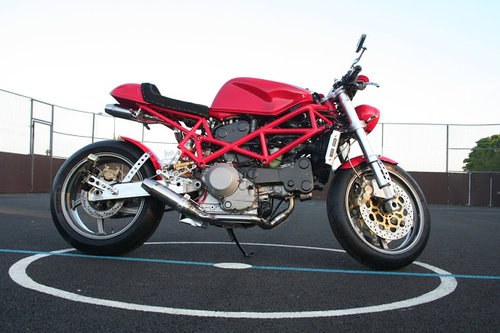 Ducati Cafe Racer based on Ducati Monster 916 In vendita