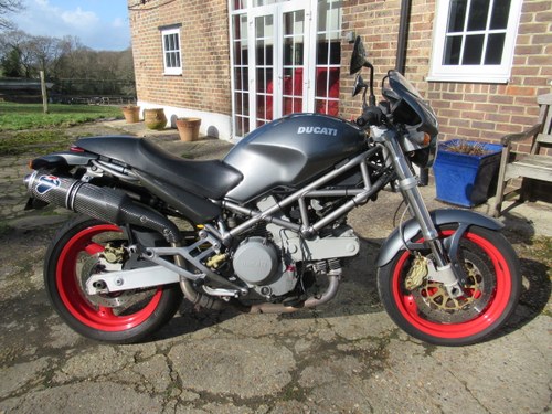 2003 Ducati Monster M620i se only 14k Carbon exhausts For Sale
