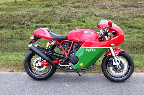 2008 Ducat Sport Classic 1000 Stunning 1300 Miles Only VENDUTO