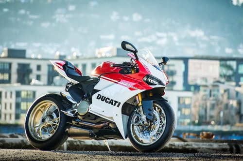 2017 Ducati 1299 Panigale S Anniversario Rare 73 of 500 $24. In vendita