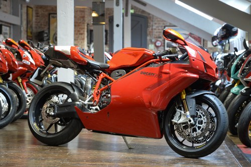 2004 Ducati 999R Complete with Termi system only 4,631 miles For Sale