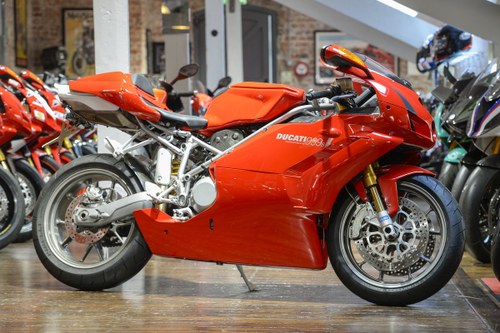 2003 Ducati 999S Superb Ultra Low Mileage Example In vendita