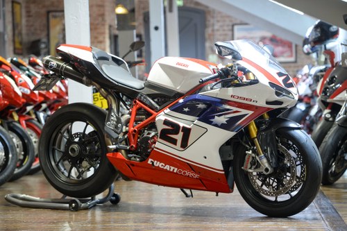 2009 DUCATI 1098R TROY BAYLISS SIGNED BY BAYLISS ONLY 927 miles In vendita