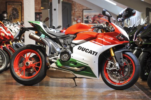 2018 Ducati 1299 PanigalFinal Edition No: #868 only 1,114 miles For Sale