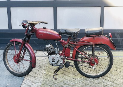 1959 Ducati 60 TL collector bike VENDIDO