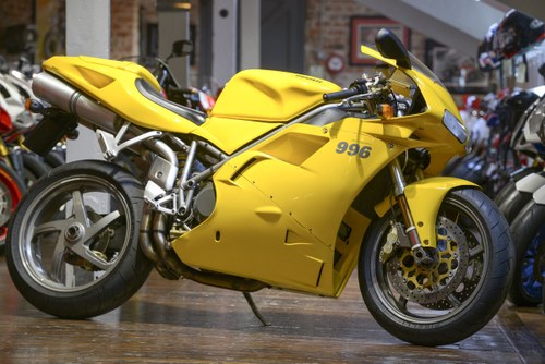 2001 Ducati 996 Biposta Low Mileage Example In vendita