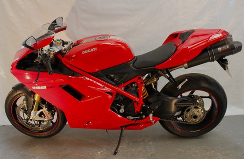 2011 Spotless low mileage Ducati 1198 SP In vendita