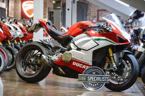 2018 Ducati V4 Speciale Low mileage fitted with Akrapovic Exhaust For Sale