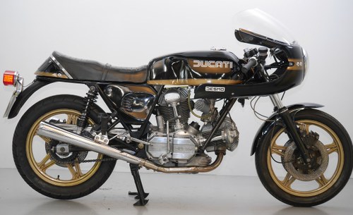 1978 Very rare early black and gold Ducati 900SS In vendita