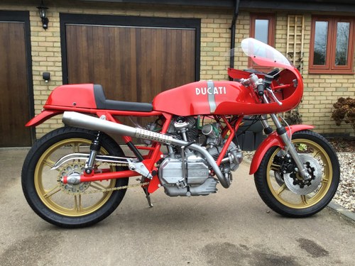 1978 Full restoration of a Ducati bevel 900 Desmo In vendita
