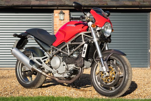 2002 Ducati Monster S4, 3466 miles, collector bike In vendita