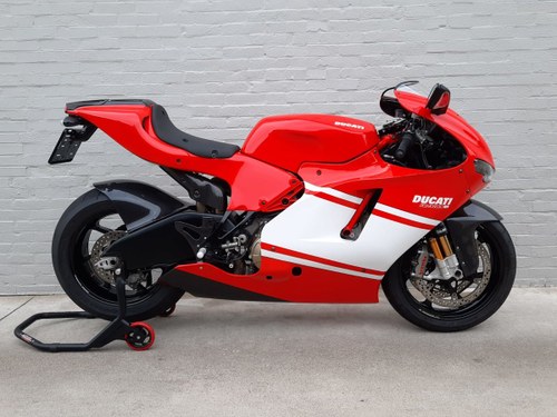 2008 Ducati Desmosedici RR In vendita