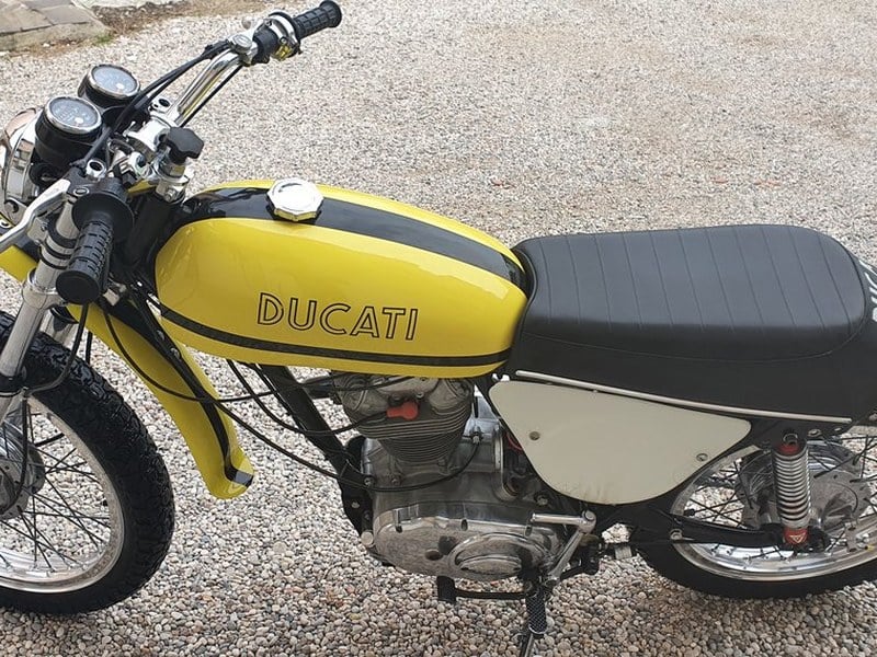 DUCATI 450 RT DESMO