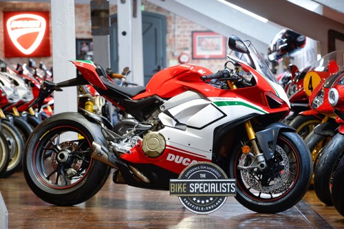 2018 Ducati V4 Speciale Fitted with Akropovic Exhaust For Sale