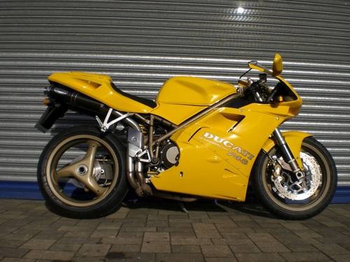 1998 Stunning Ducati 748 Biposto in Yellow 8800 miles In vendita