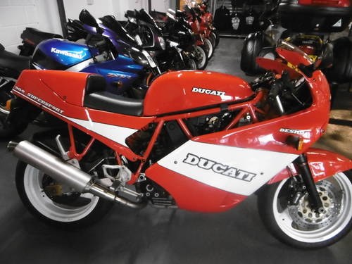 Ducati 900ss 11k miles as new First model 1989/1990 VENDUTO
